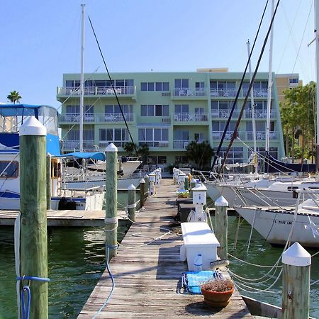 Chart House Suites And Marina Clearwater Beach Exterior foto