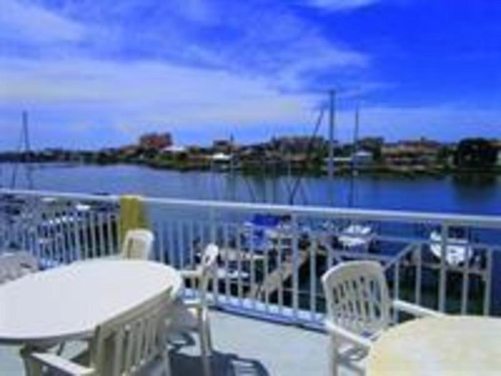 Chart House Suites And Marina Clearwater Beach Exterior foto