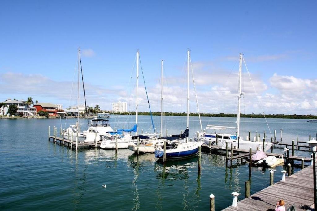 Chart House Suites And Marina Clearwater Beach Exterior foto